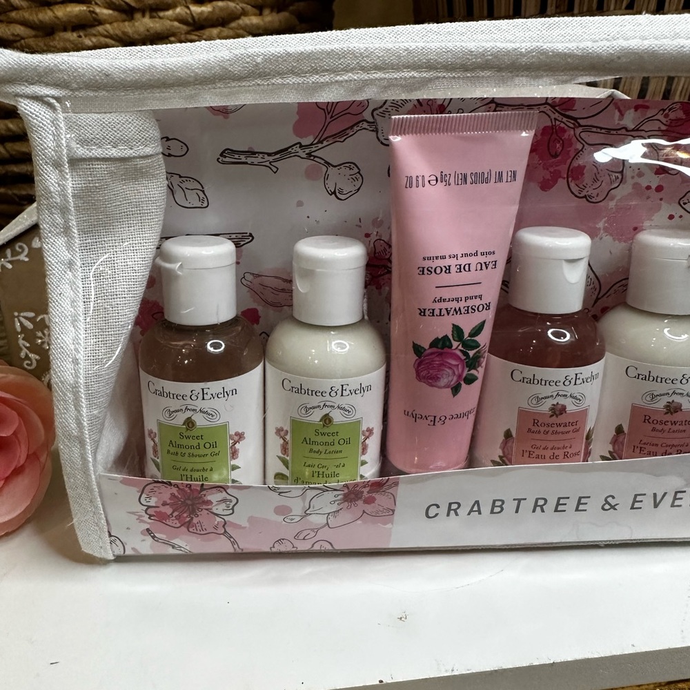 Crabtree Evelyn ROSE WATER SWEET ALMOND OIL lotion shower gel moisturizer gift - Picture 8 of 9